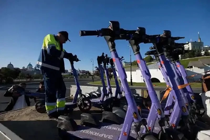 🛴 Самокаты исчезнут с улиц Казани не раньше середины ноября