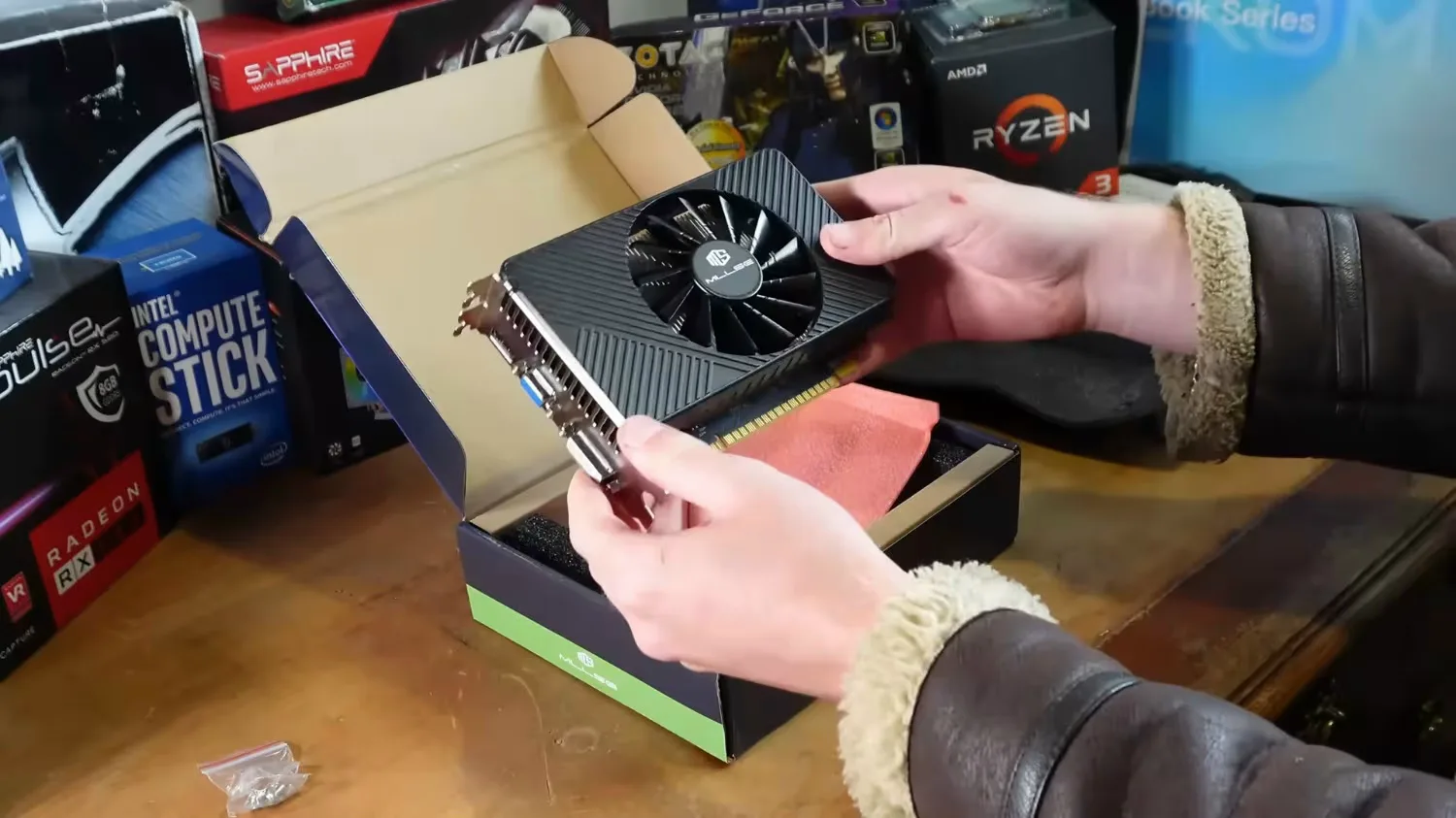 В Китае начались продажи GTX 750 Ti с 8 ГБ

Для самых бюджетных игровых ПК.

Это видеокарта 2014 год