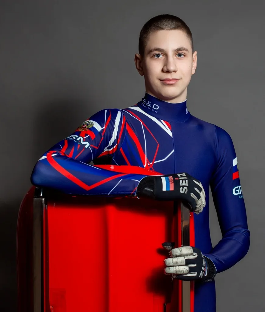 Поздравляем с Днем рождения Степана Фролова! Член сборной 🇷🇺 по санному спорту, кмс, призер всеросси