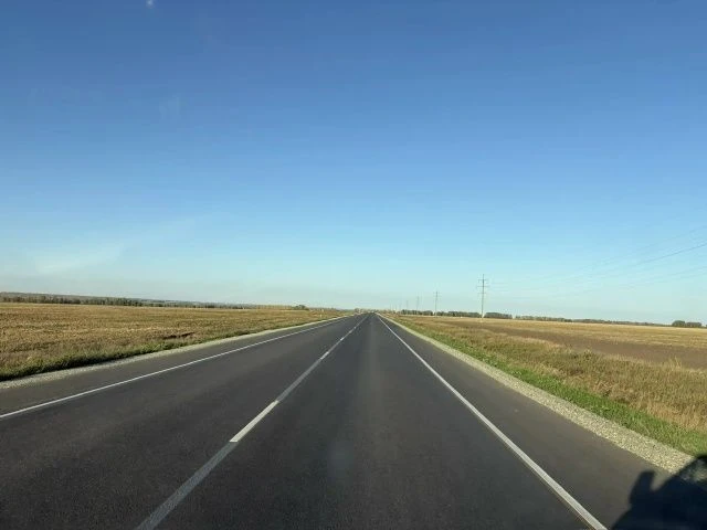 В Ордынском районе по нацпроекту отремонтировали более 5 километров дороги у села Верх-...