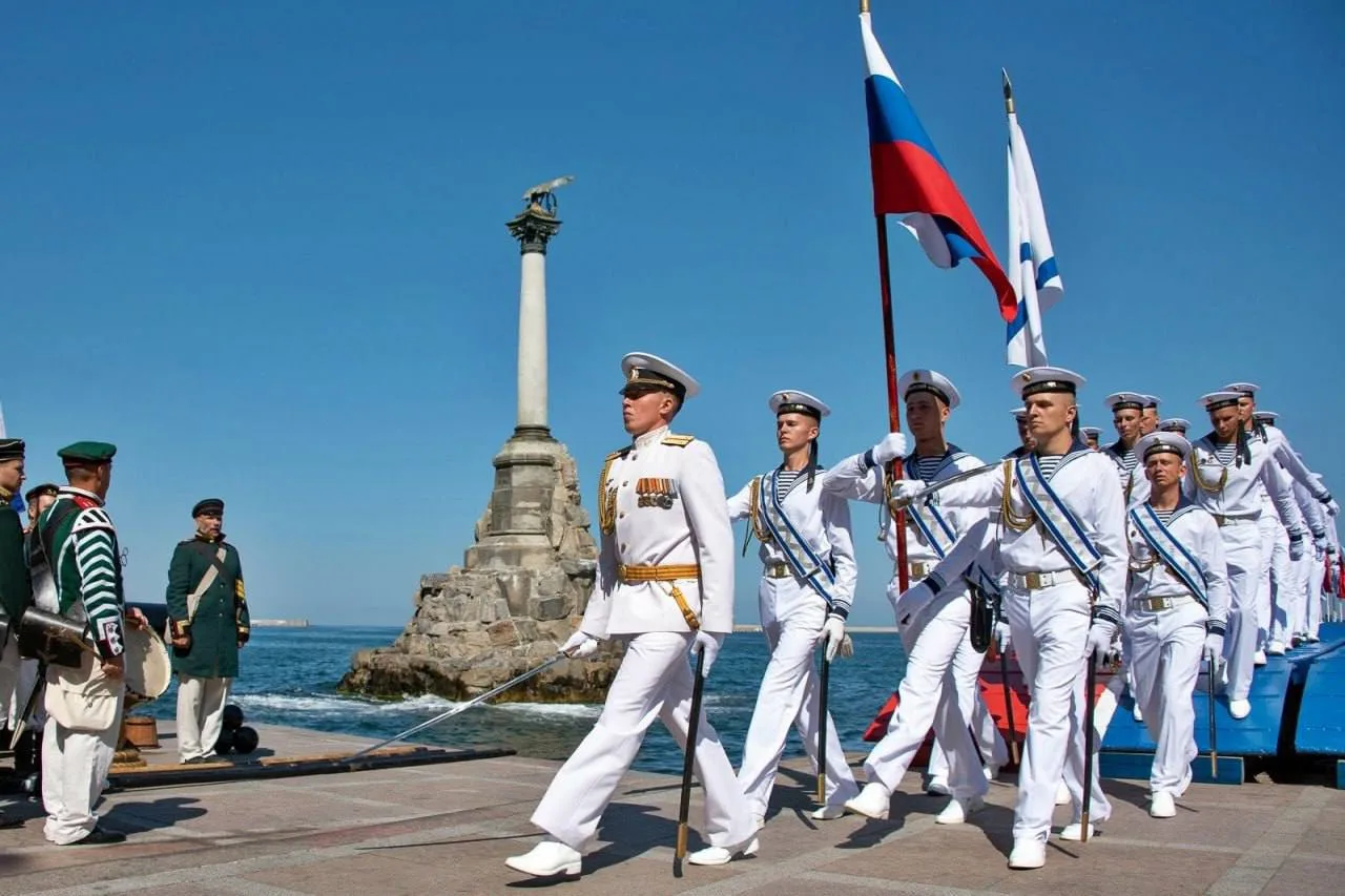 С днём ВМФ⚓⛴🌊 друзья!
