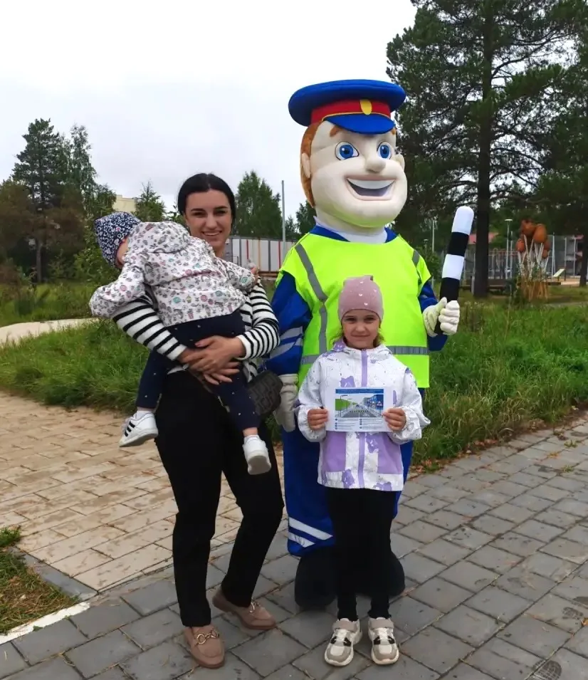 🚦В МБДОУ «Дюймовочка» 28 августа  на территории учреждения работал Родительский патрул...