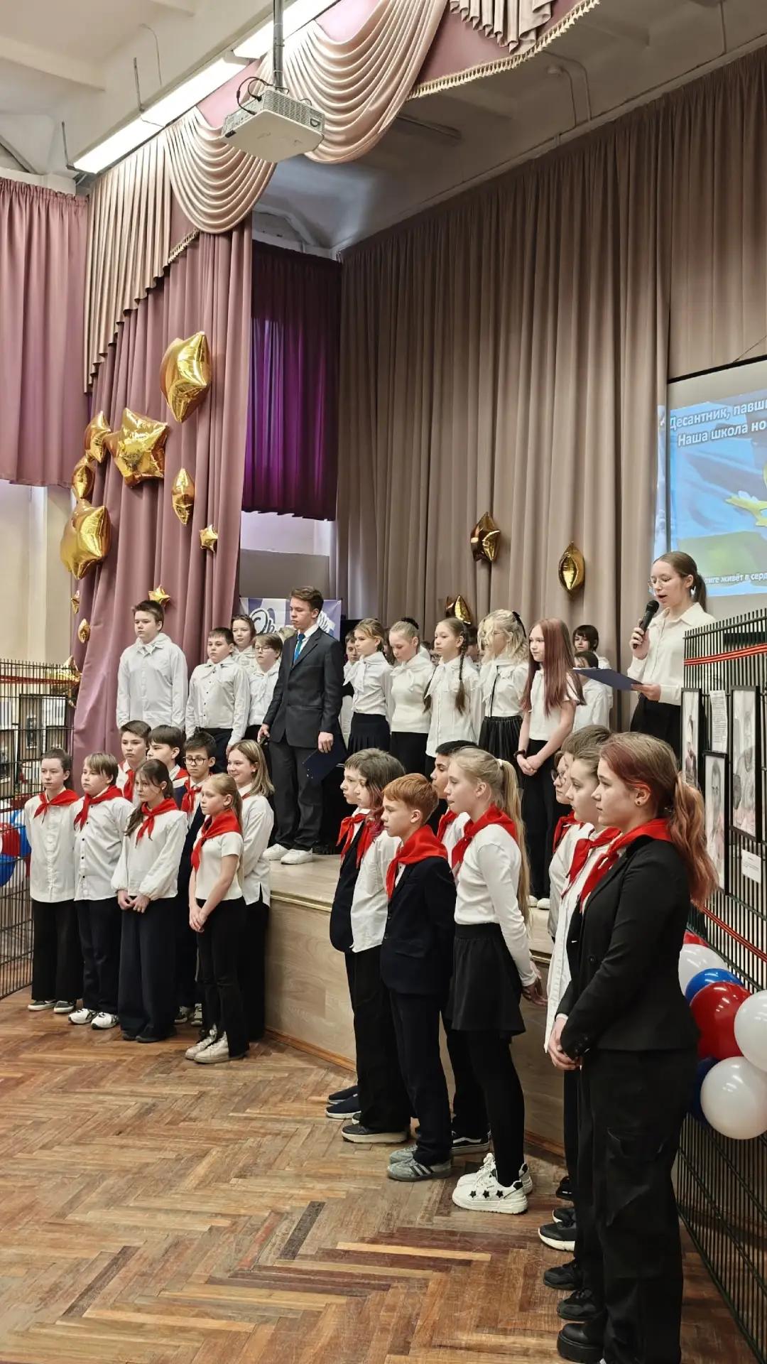 «Портрет Героя СВО»: память, уважение, благодарность  В школе прошло открытие выставки «Портрет Геро