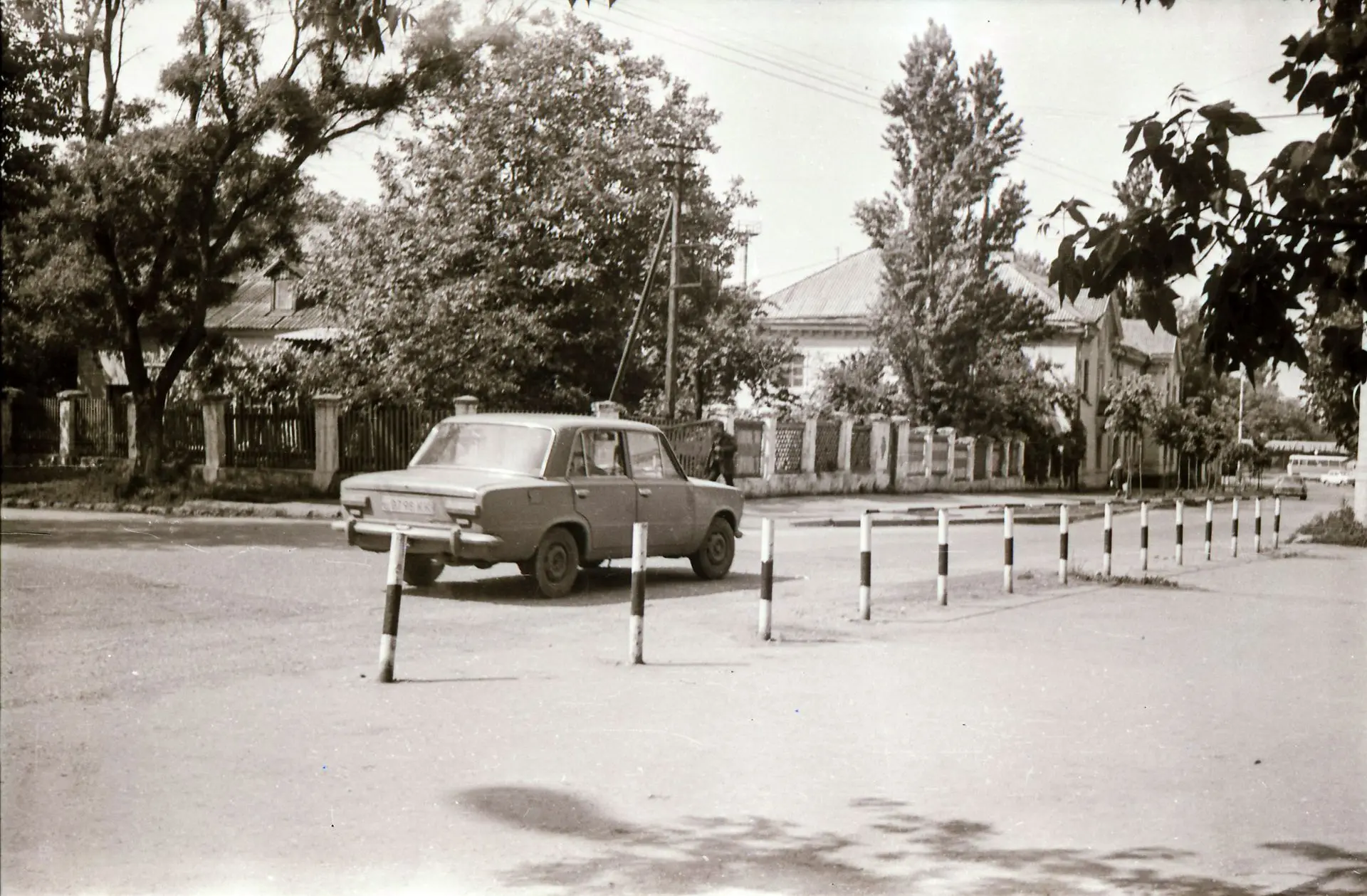 На улице Офицерской в 90-е
