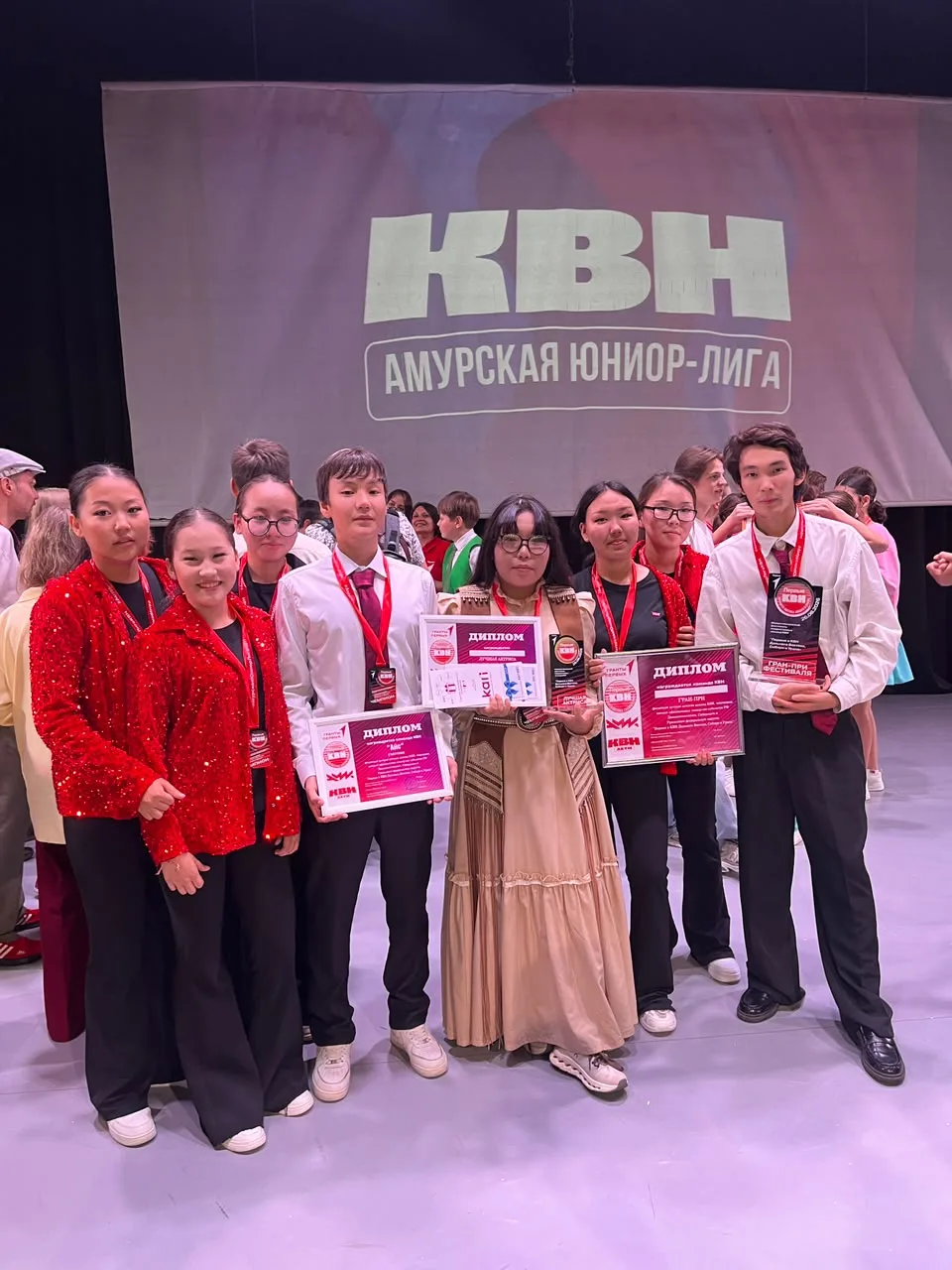 💚Сборная #СахаКВН «АЙС» взяла ГРАН-ПРИ Межрегионального фестиваля среди школьных коман...