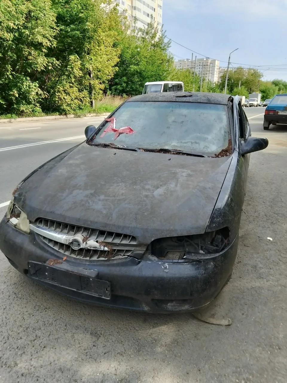 В Ярославле пожаловались на брошенные машины во дворах