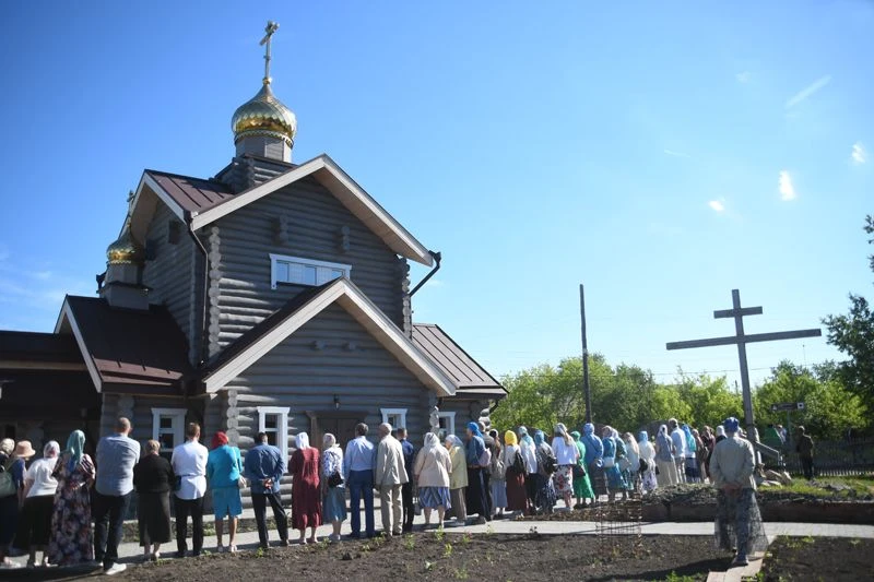 В Саргатском районе сегодня состоялся чин Великого освящения храма в честь иконы Божией...