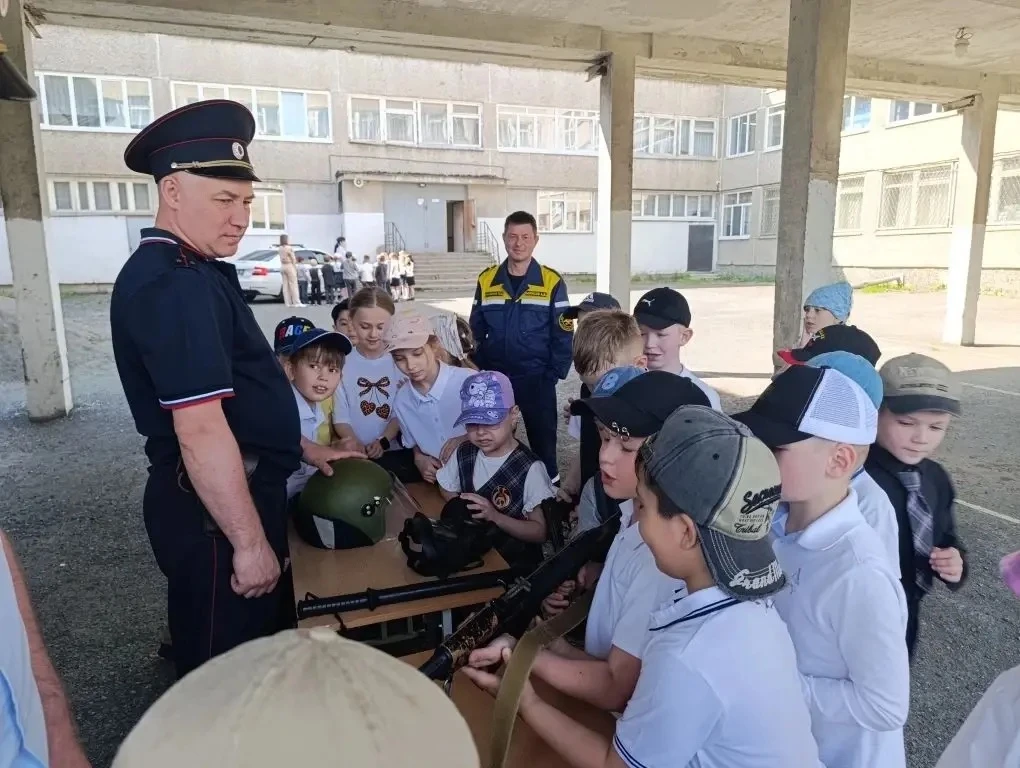 🚨 День, когда к нам приехали герои! 🚒🚔