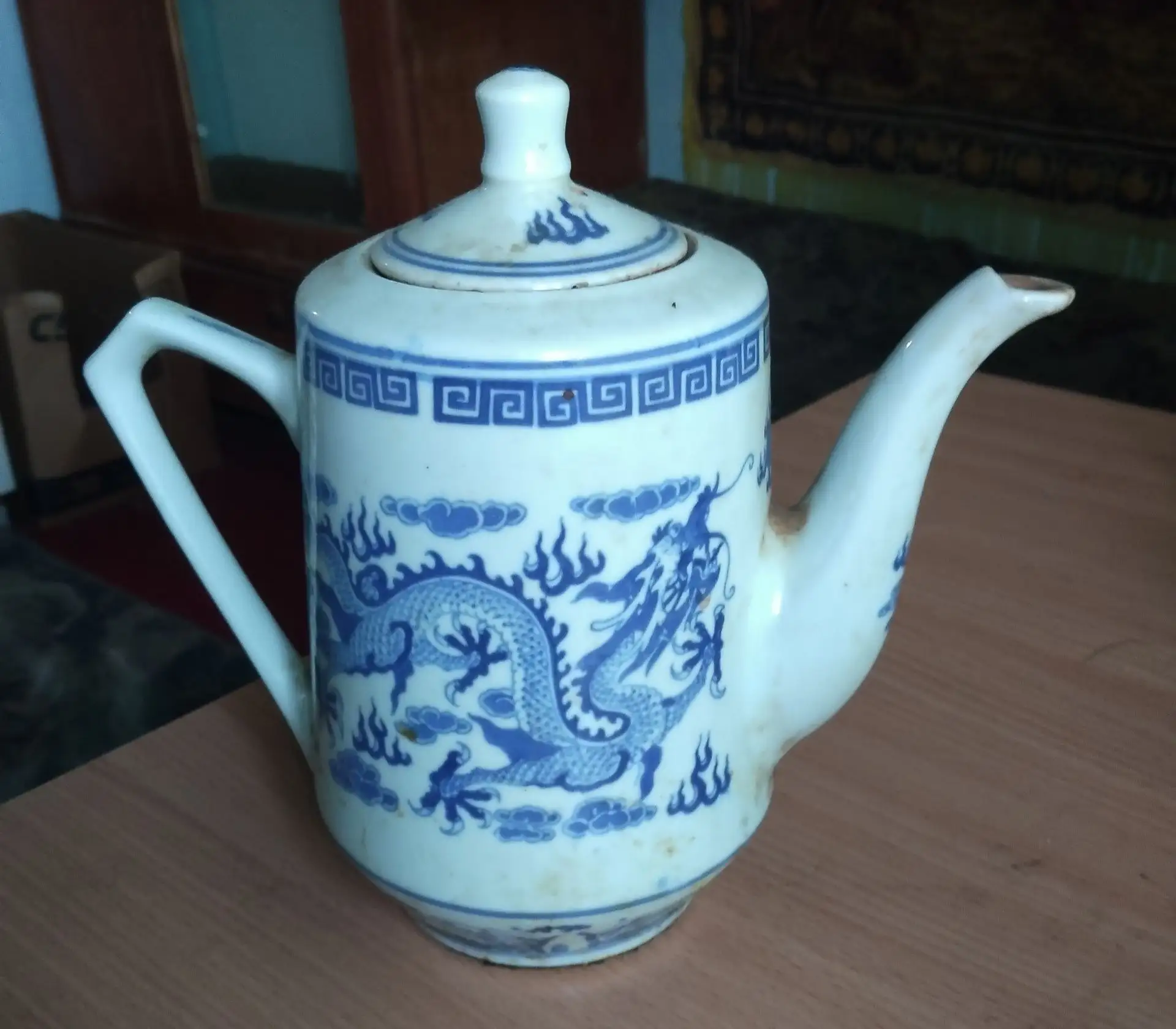 Продам чайник заварочный в хорошем состояние за 300руб.тел.89000500407