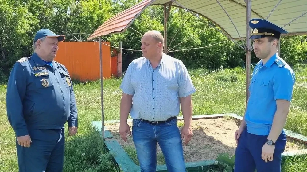 Во исполнение поручения прокуратуры Курганской области и в преддверии летнего сезона, прокурор Полов
