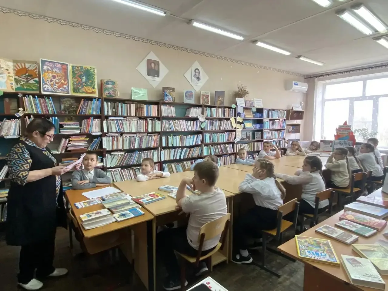 📚Для учащихся 5-6 классов школьная библиотека распахнула свои двери 26 марта. 📌В преддверии Недели д