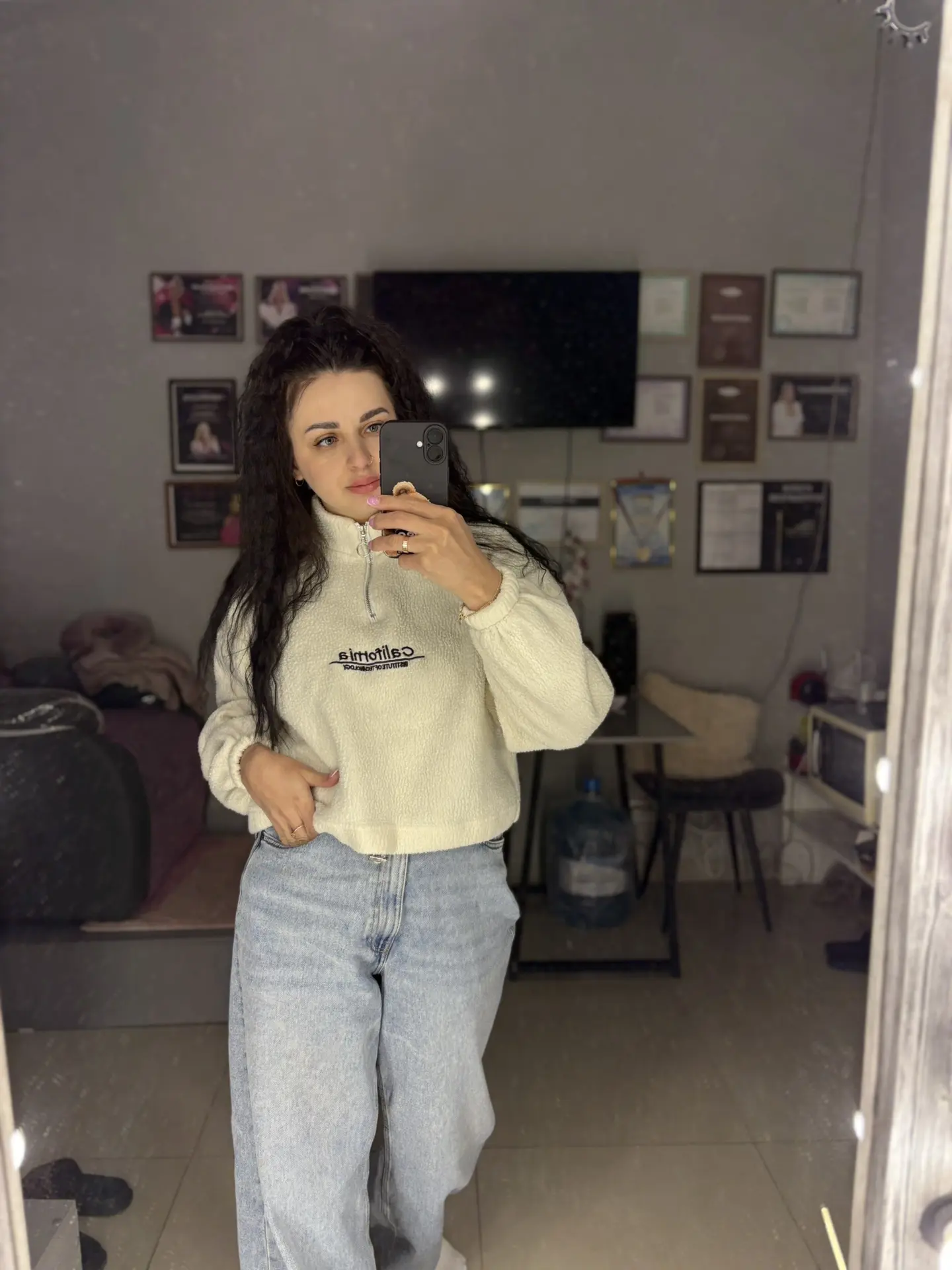 Мне 29. С каждым годом выгляжу всё моложе — и меня это вполне устраивает 😌
