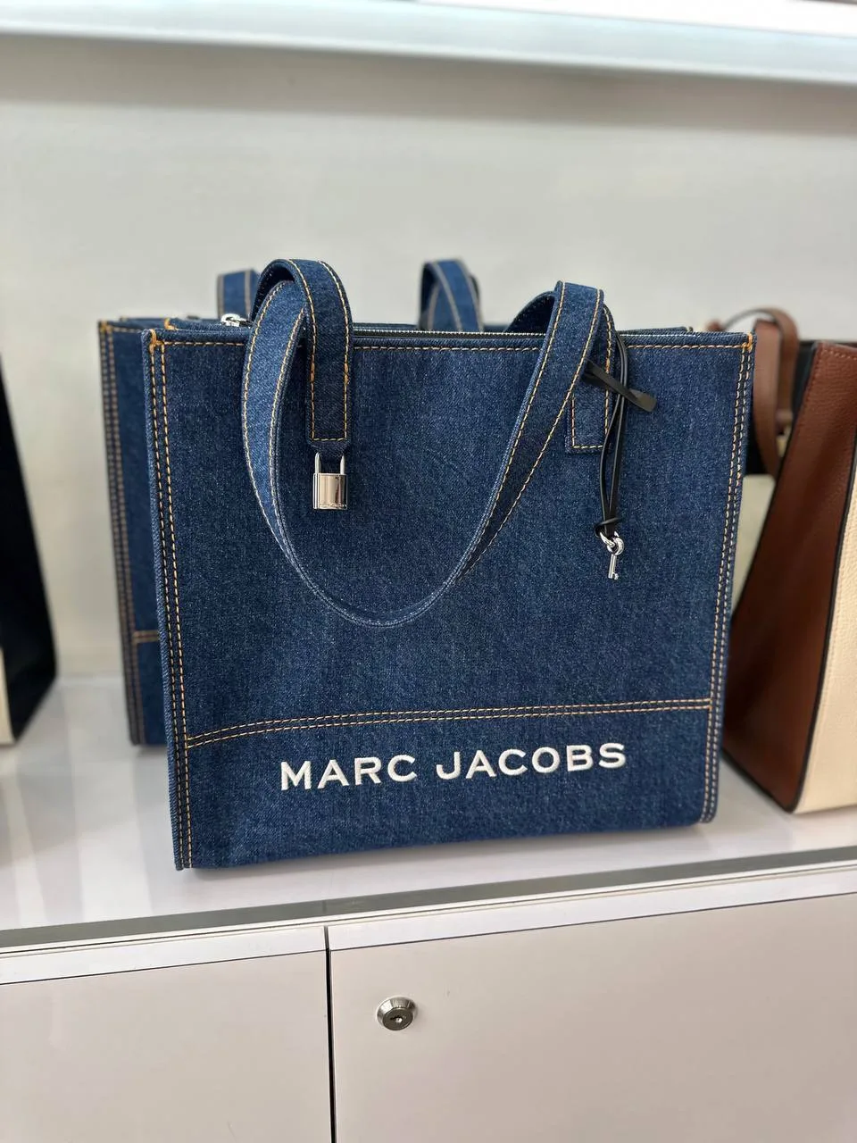 Marc Jacobs 🇺🇸