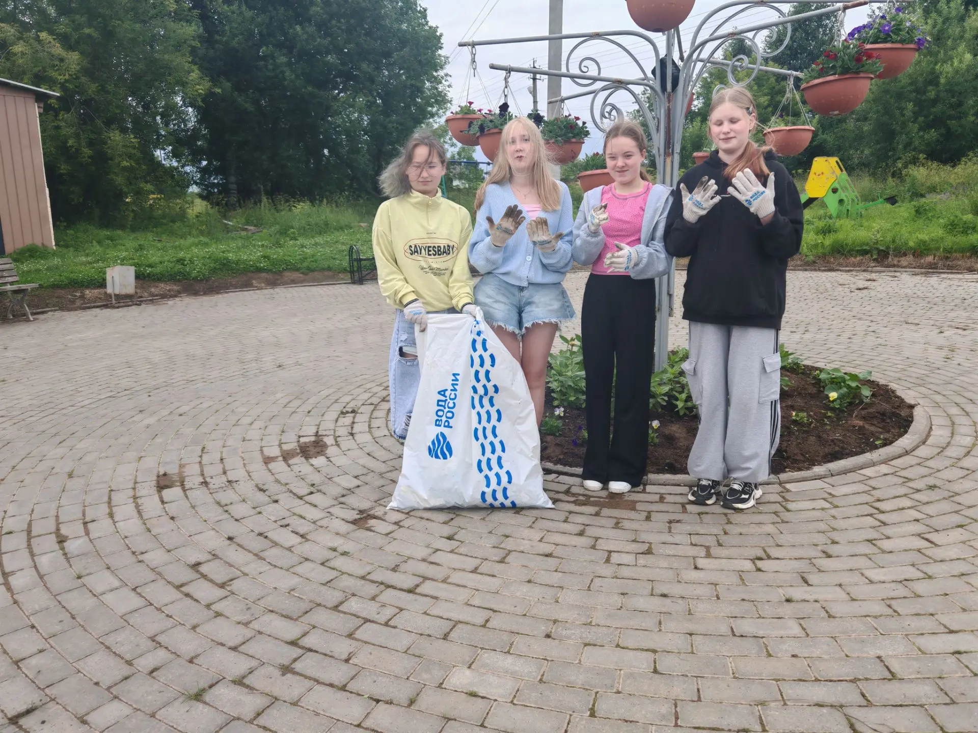 ♻️🌳 Сегодняшний день стал заключительным для первой волны трудоустроенных школьников — июньской сме