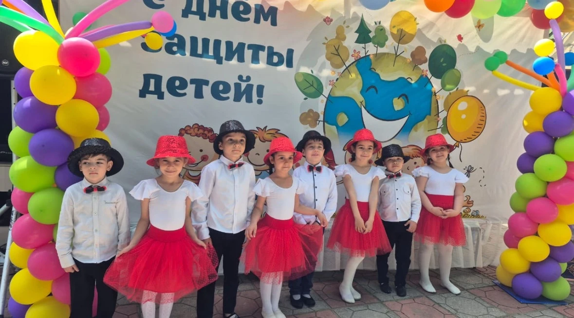 Сегодня наши маленькие звёздочки выступили с прекрасным танцем в детском реабилитационн...