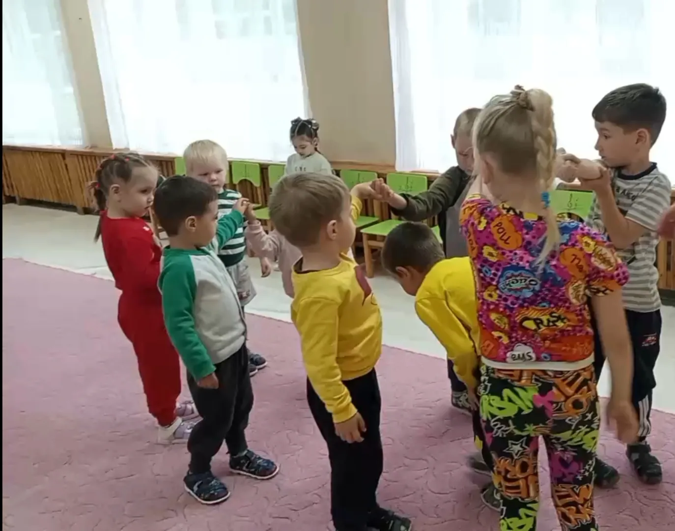 🌿28 мая в нашем детском саду прошёл замечательный праздник, посвящённый Троице!