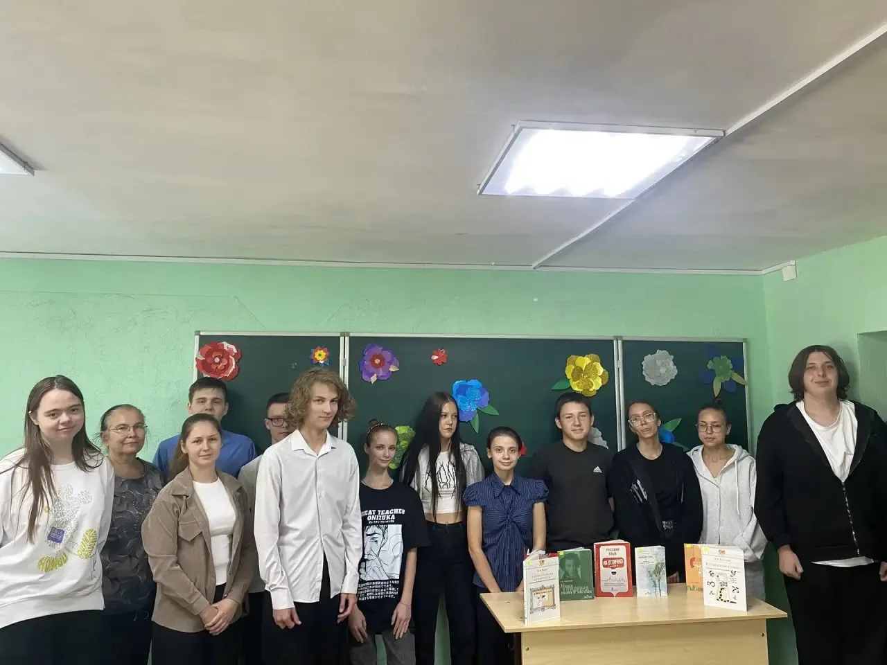 День языков народов России-это официальный праздник, который отмечается ежегодно 8 сент...