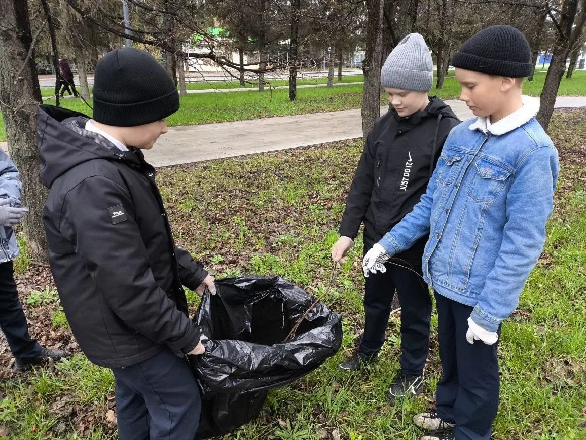 🌿 Всероссийская неделя субботников «Мы за чистоту» в нашей школе