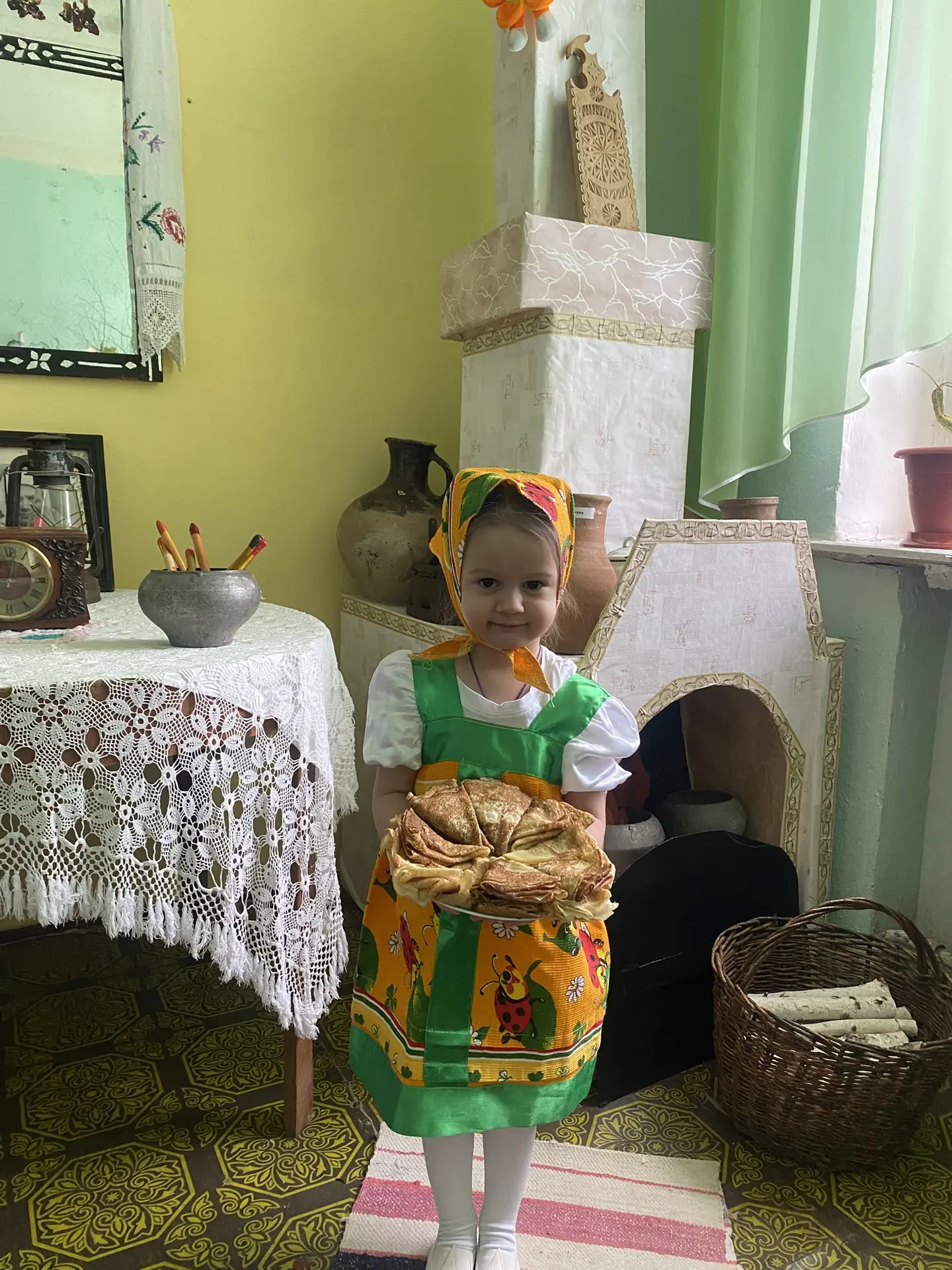 Масленица – самый весёлый, шумный, любимый, народный праздник. В масленичную неделю люд...