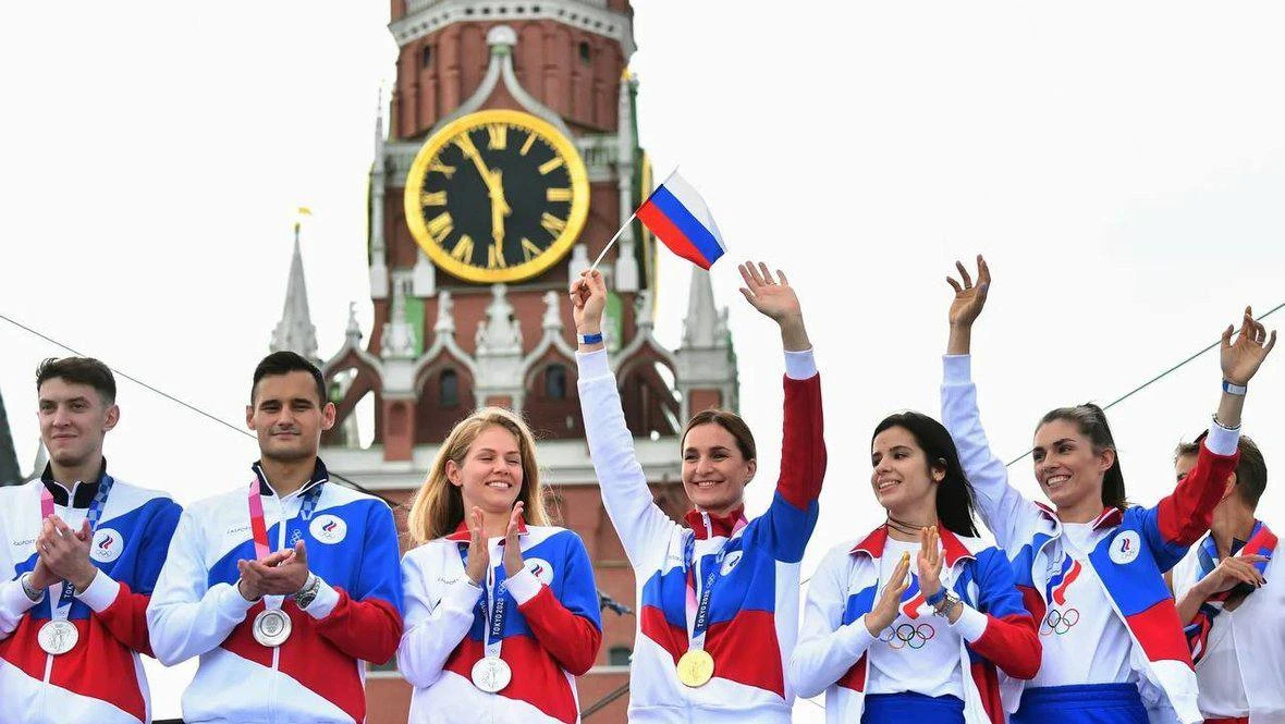 Идем на зарядку с олимпийскими чемпионами в парк «Зарядье»

Большой спортивный праздник пройдет в че