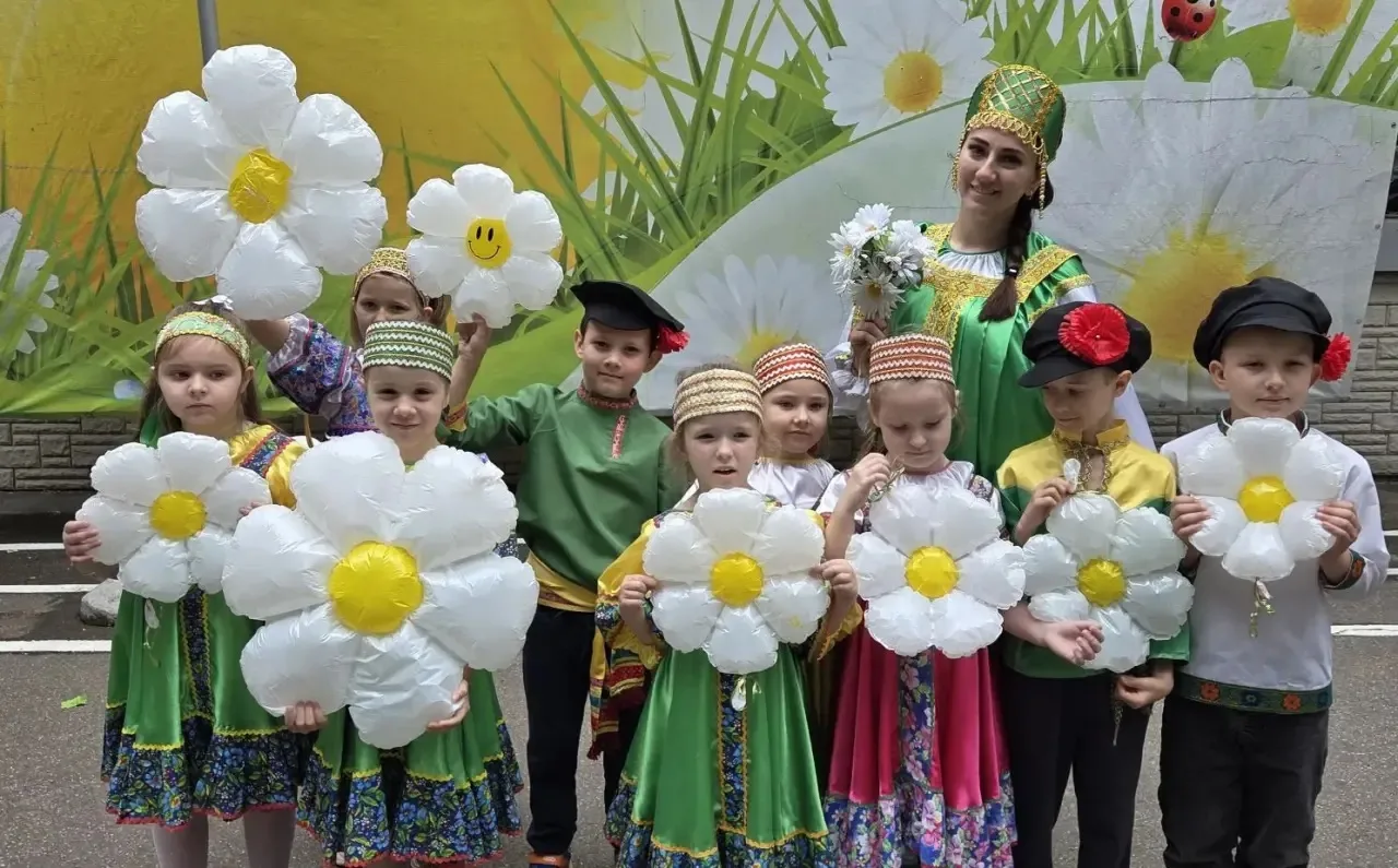 🌼 День семьи, любви и верности в нашем детском саду 🌼В дошкольном отделении МБОУ СОШ ...