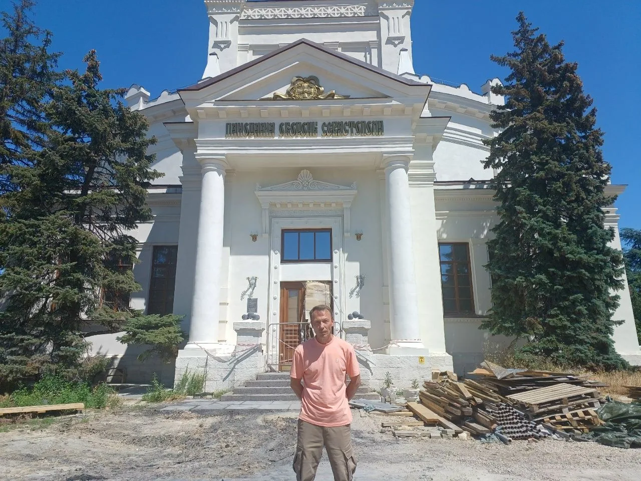 ГЕРОИ В ЛИЦАХ