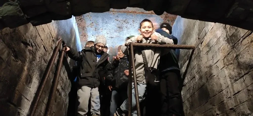 Прикоснулись к истории родного города  Ученики 3 «Б», «В», «Г» и «Д» классов отправились в настоящее