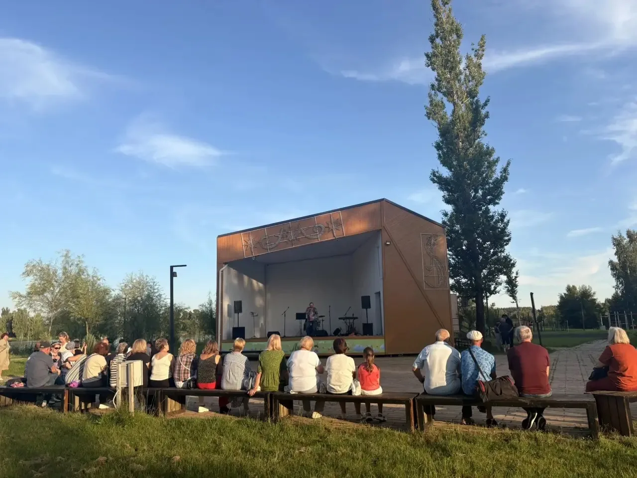 Яркой точкой в «Культурном коде Подмосковья» стал концерт под открытым небом 🎤✨, котор...