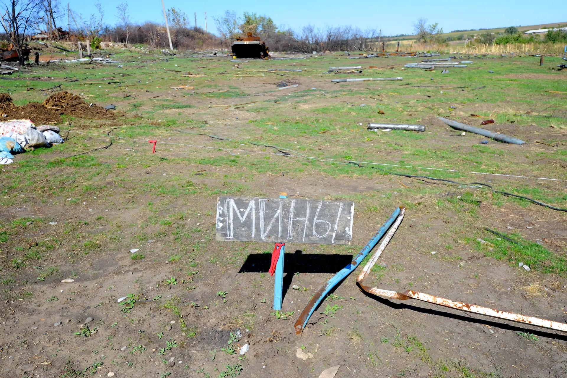 В ЛНР в прошедшие сутки обнаружили 69 взрывоопасных предметов, сообщили в МЧС республики.