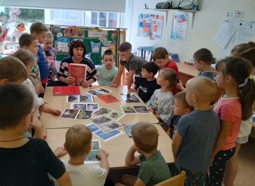МБОУ "СОШ 1" (дошкольное отделение 3, с. Мишутино).
В течение недели дети старшей группы знакомились
