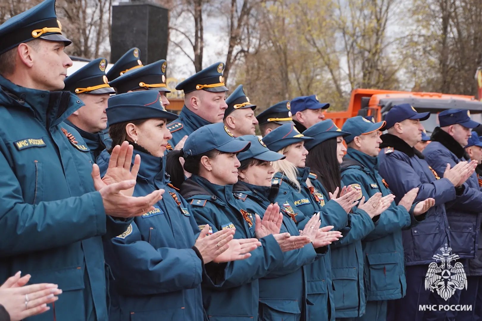 🚒 День пожарной охраны: награды и современная техника для героев  🔸В рамках празднования Дня пожарно