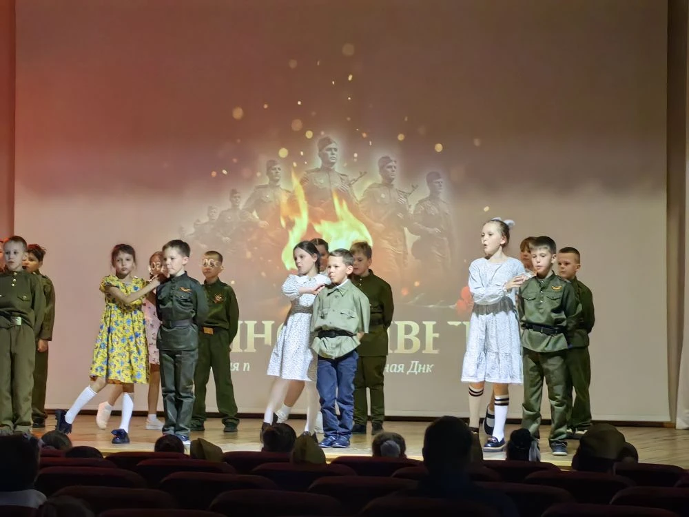 🎵«Вечно живые» — концерт, который тронул сердца!  🎵7-го мая в нашей школе состоялся  концерт «Вечно 