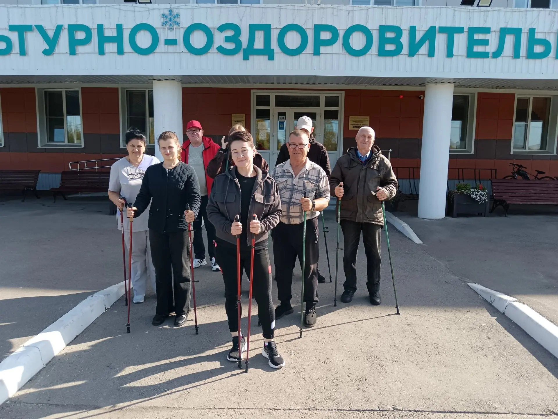 ☀ Солнечный день — отличный повод для спорта на свежем воздухе!