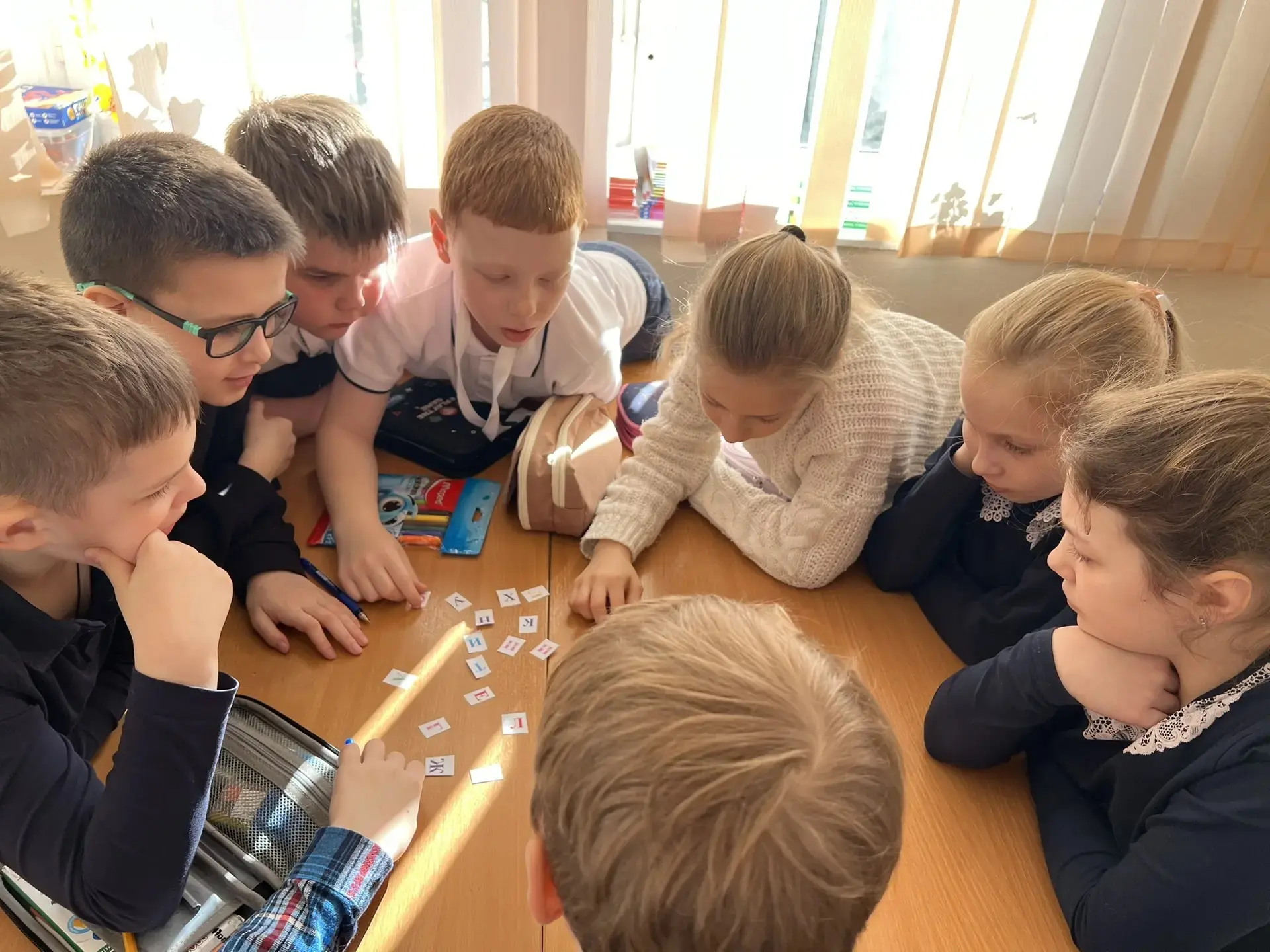 🕵‍♀🧑‍🌾👩‍🍳В 3Г классе прошёл классный час по теме «Мир профессий»  👩‍🏫👩‍💼👩‍🔬Наши третьеклассники отпр