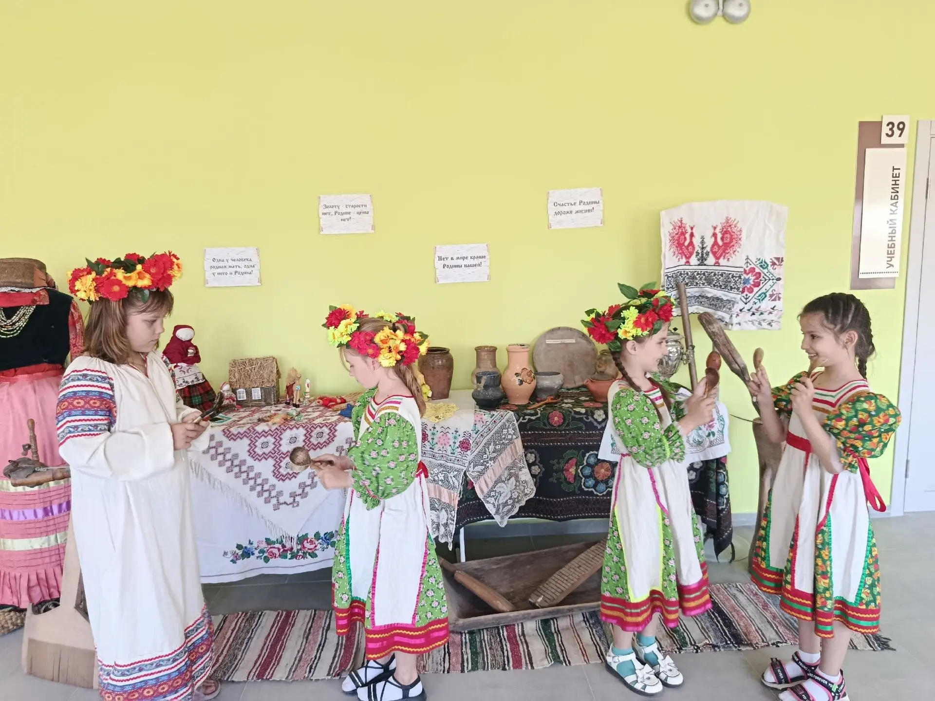 🌹🥀🌈В школьном лагере дневного пребывания "Летняя сказка" прошёл фестиваль народных культур «Мы вм
