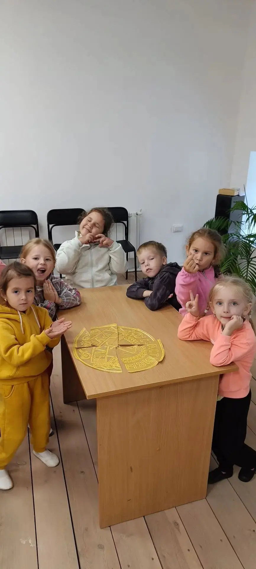 #Верхние_Серги_Библиотека