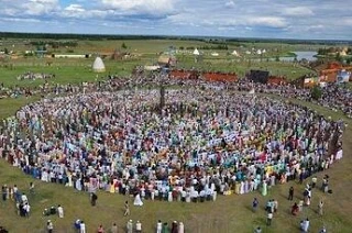 На этой неделе 21 июня 2026 года в Республике Саха (Якутия) отмечается национальный праздник Ысыах. 