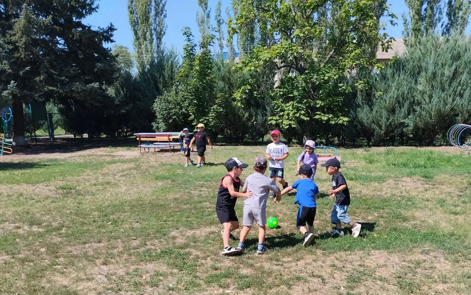 ⛹Веселые старты" на площадке.