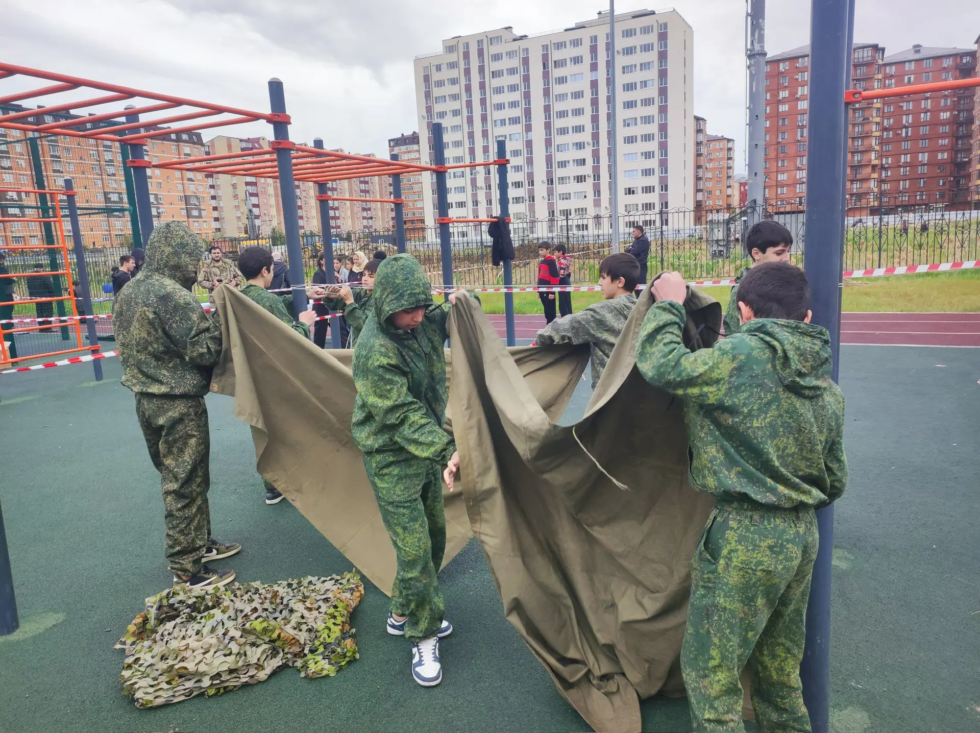 ⚡В Каспийске состоялся зональный этап Всероссийской военно-патриотической игры «Зарница 2.0».  💯Кома