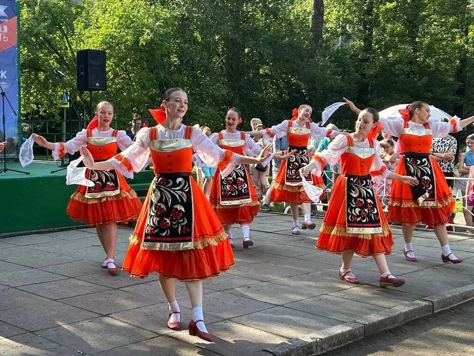 🎉 В Ленинском округе пройдут праздничные мероприятия ко Дню города и области