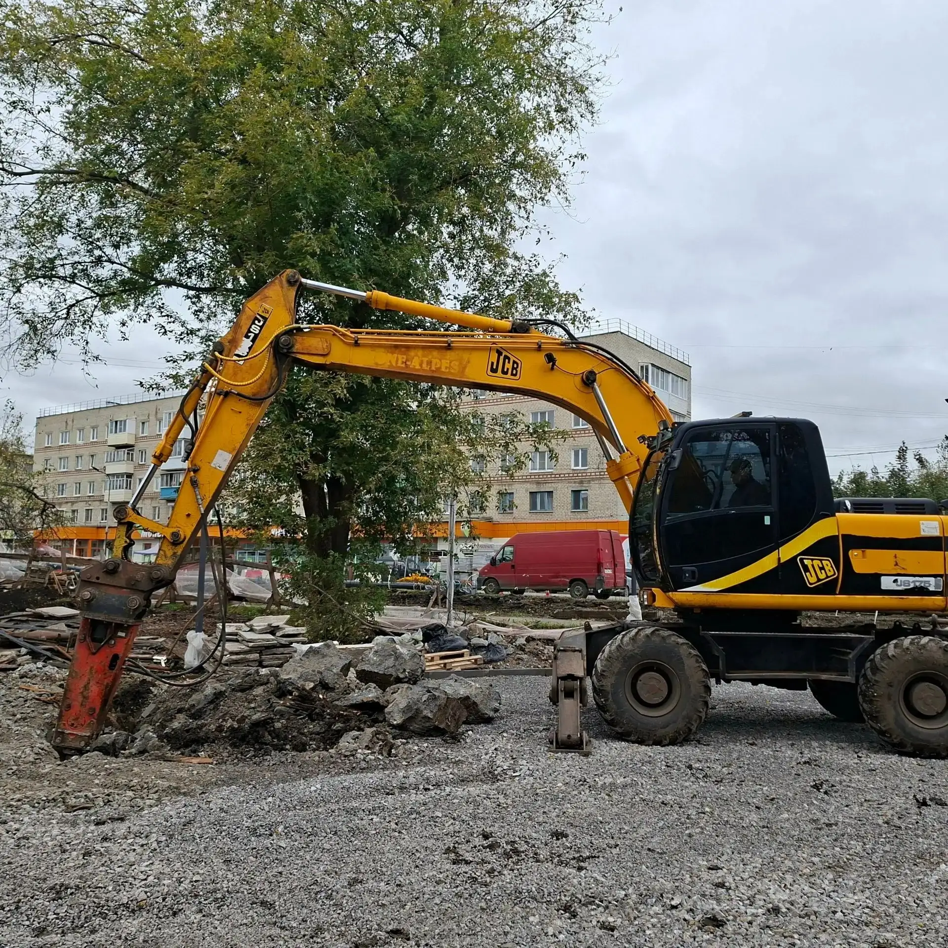 Новости по скверу «Спутник»