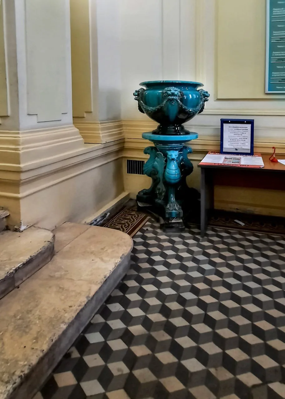 🏛  Жилой дом А.И. Матвеевой #РайонХамовники  📌 Дом был построен в 1875–1880 годах по проекту архитек