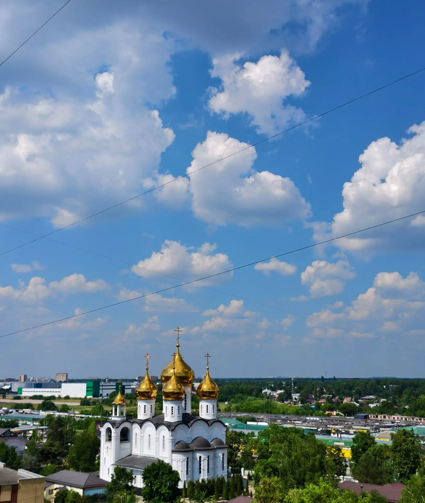 С добрым утром!
Легкого дня! Удачной недели!

Фото: @cessaaria

▶️ Прислать и обсудить новость