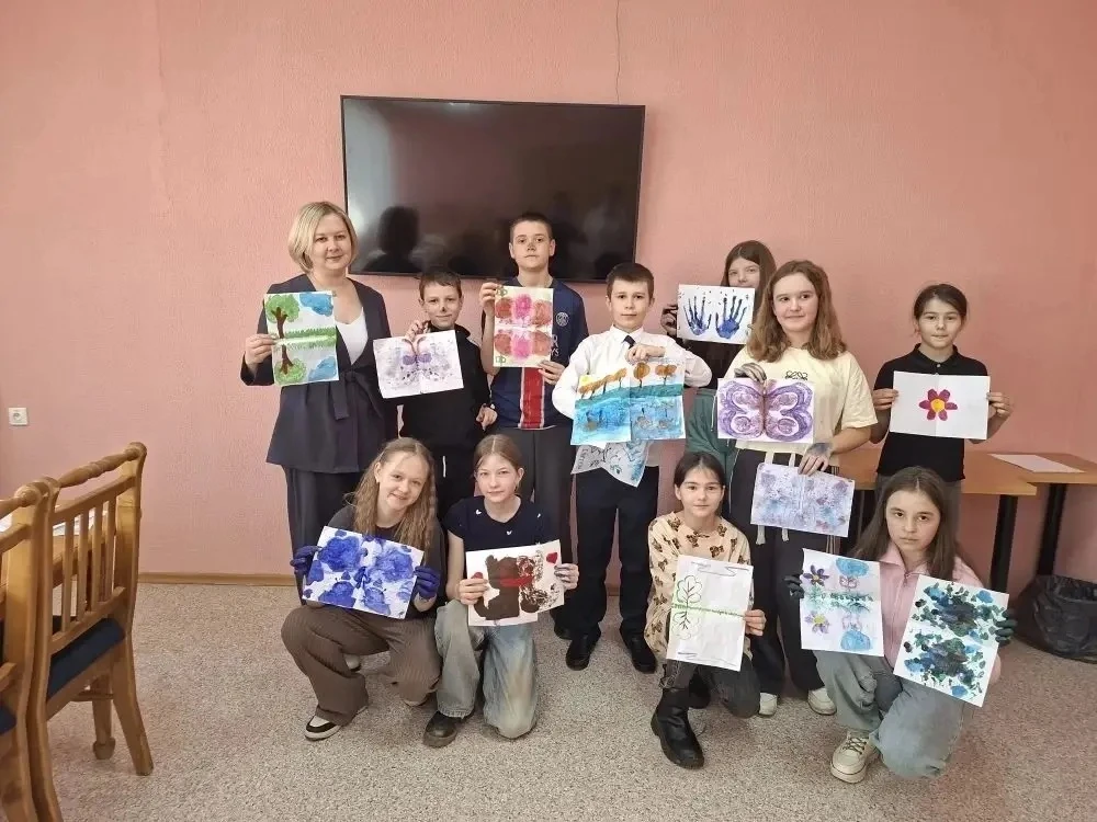 Погружение в мир фантазии с техникой монотипия  Весенние каникулы пролетают незаметно, но точно не с