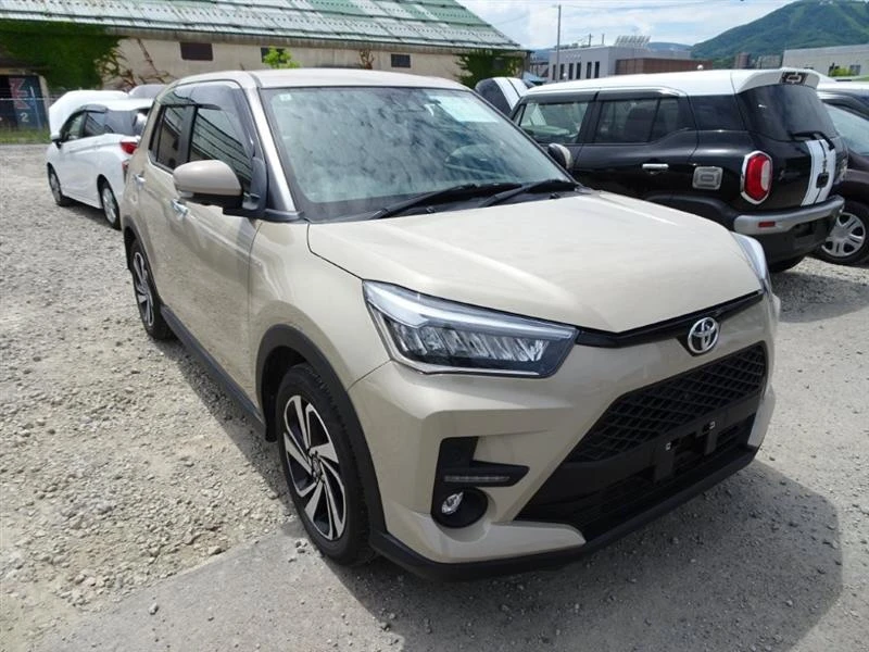 Toyota Raize 2023.08 г.в. #raize
в цвете Капучино 

1000куб., бензин, турбо, 4WD, пробег ВСЕГО 25000