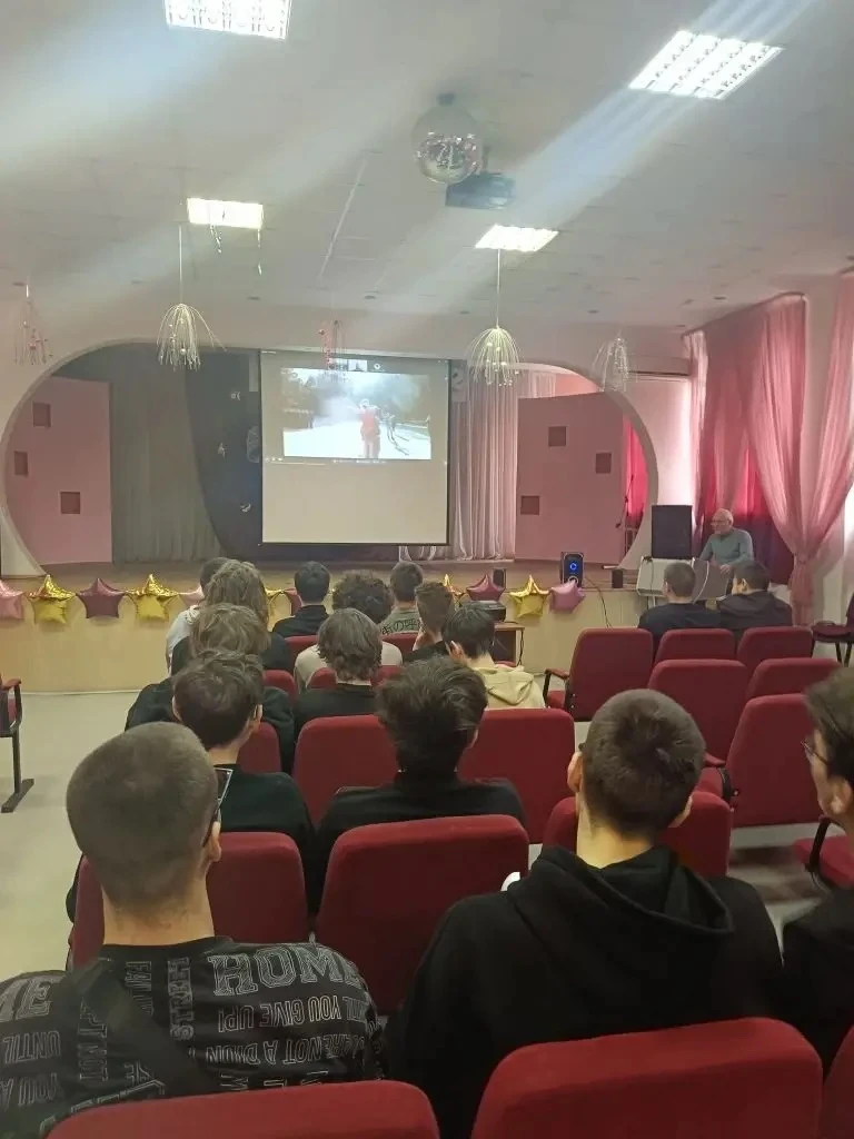 🖥️ 19 марта на базе МОУ СШ №134 «Дарование» прошло профориентационное мероприятие для учащихся 11-х 