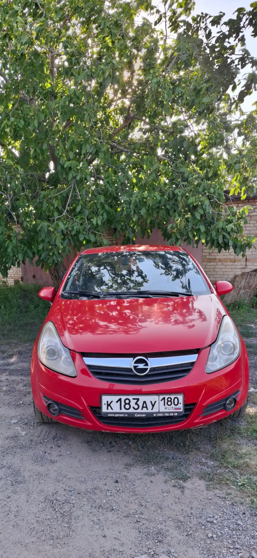Продажа в ДНР Продаётся Опель Корса D в кузове купе 2007г. пробег 265000км Двигатель бе...