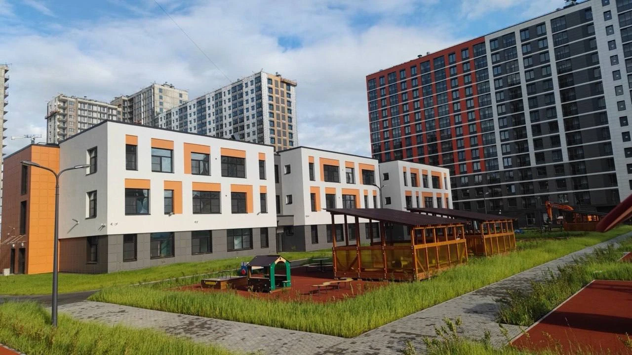 👫 Новый детский сад ждёт малышей в Новосаратовке