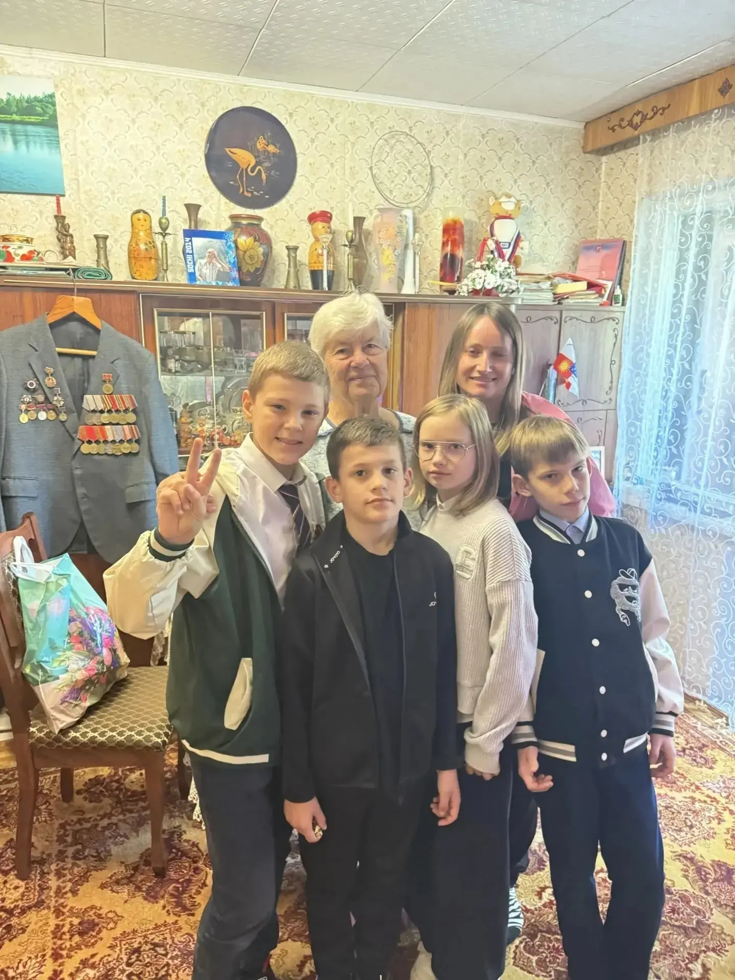 Сегодня, в самый светлый праздник — День Великой Победы — мы посетили тех, кто ковал её в тылу, и те