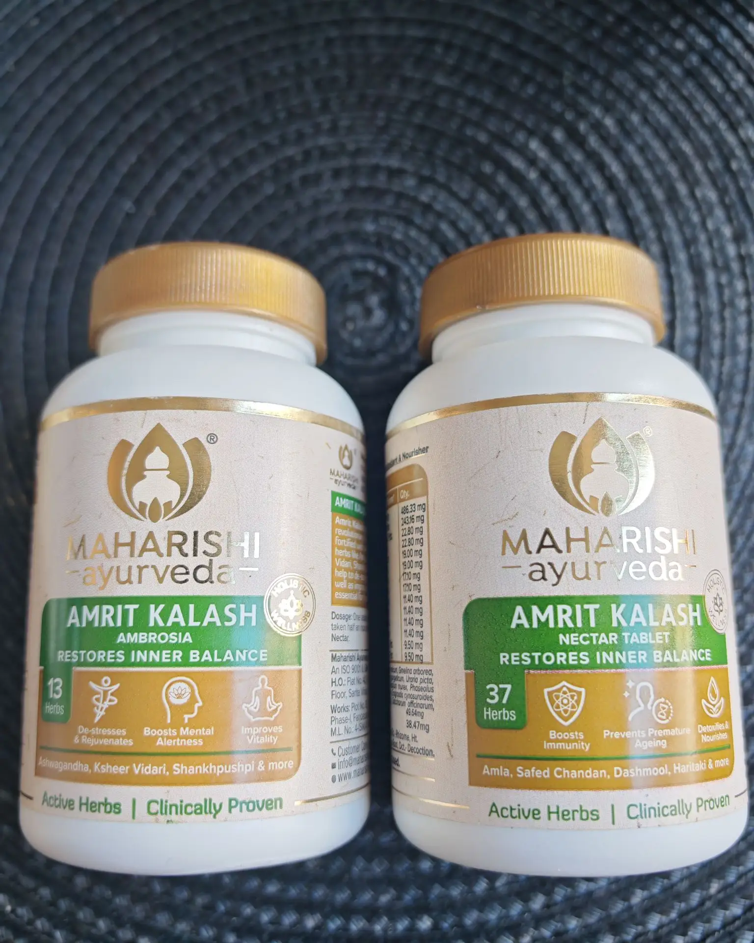 Продам Бад Амрит Калаш Махариши из Индии. 2000 рублей за 2 банки. Срок годности до осен...